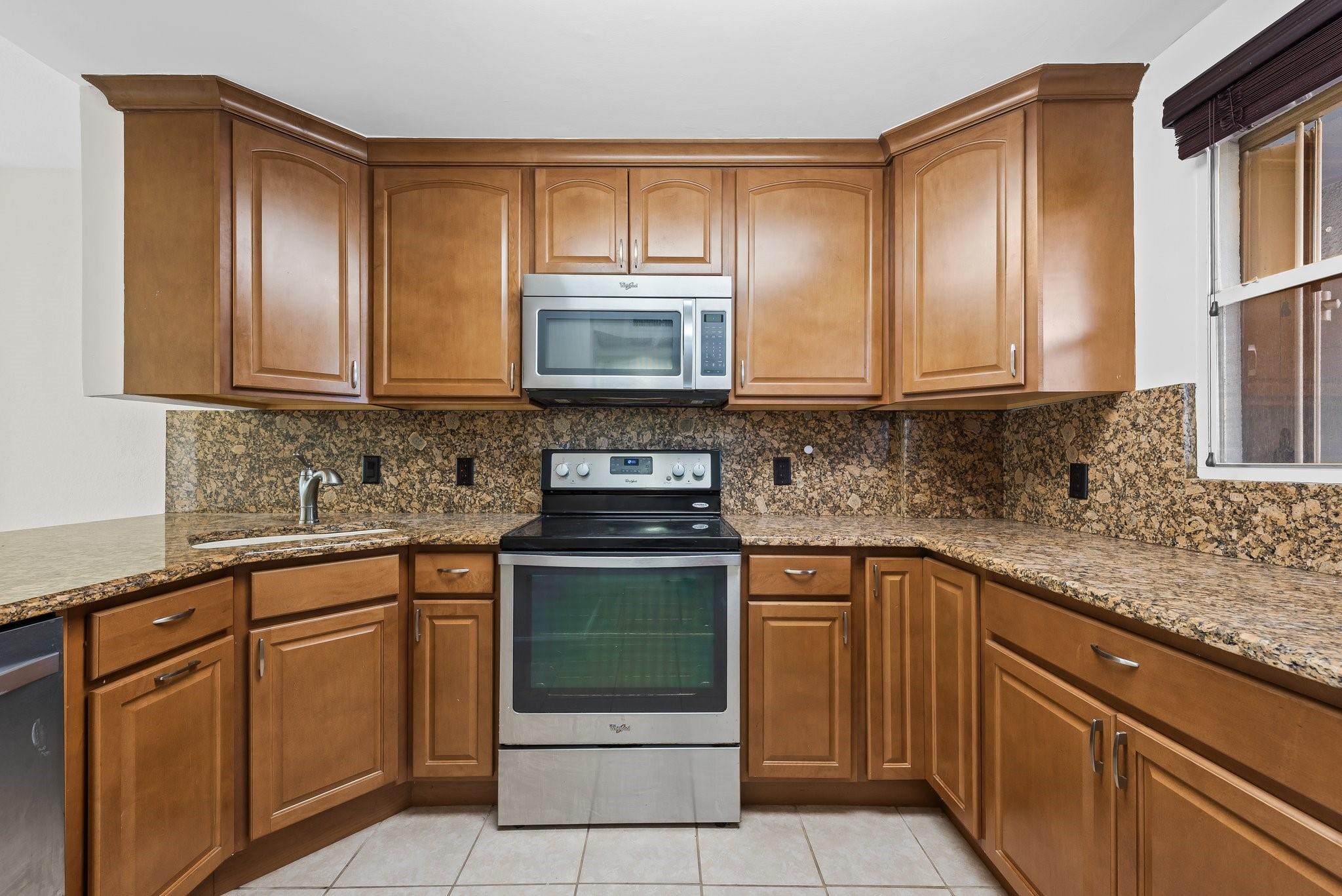 111 Royal Park Dr #1C,Oakland Park, FL 33309