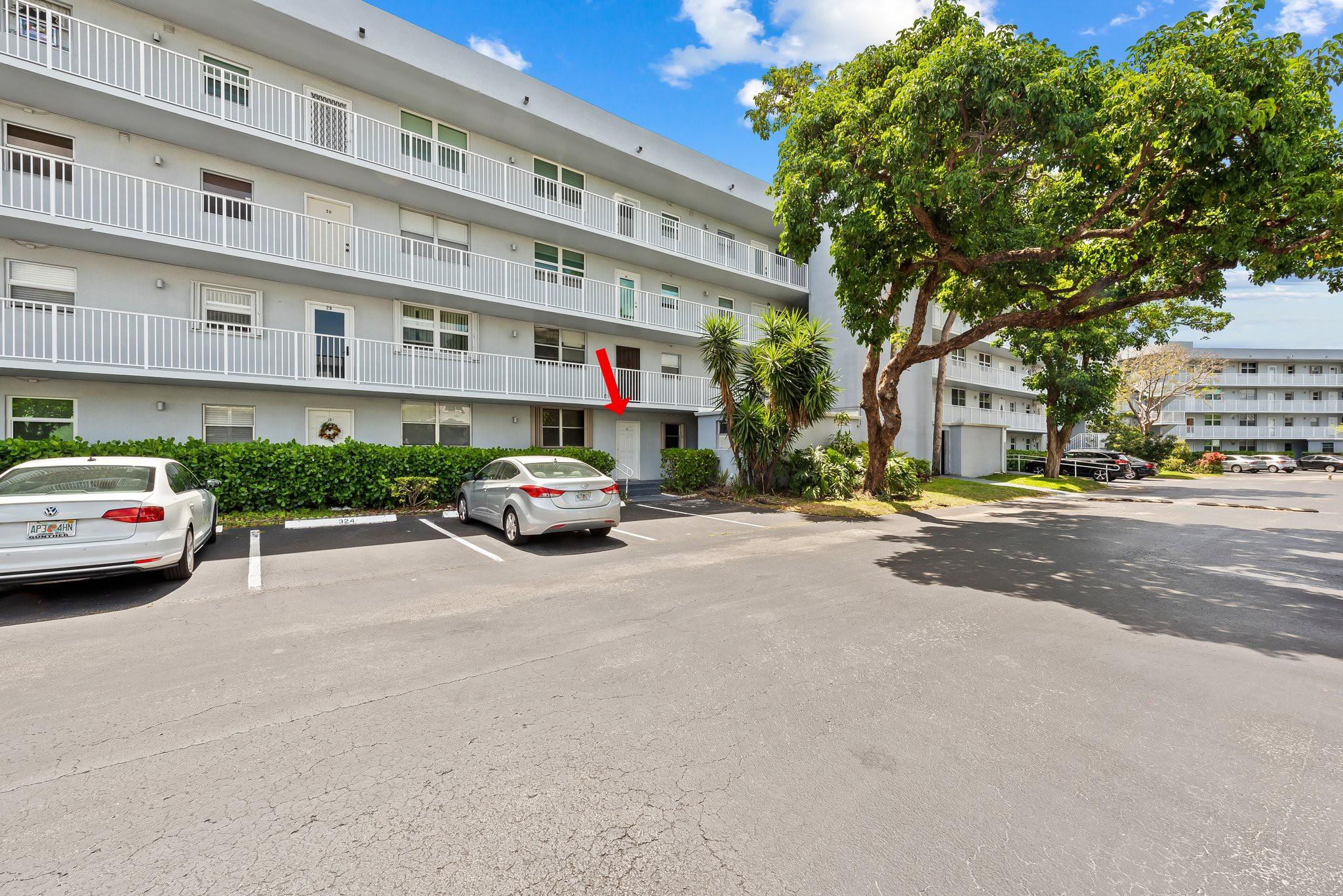 111 Royal Park Dr #1C,Oakland Park, FL 33309