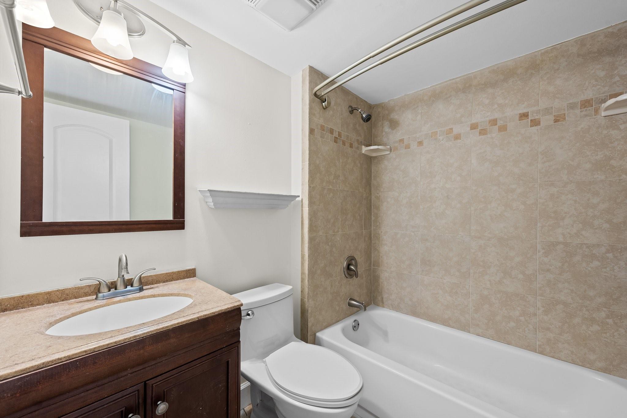 111 Royal Park Dr #1C,Oakland Park, FL 33309