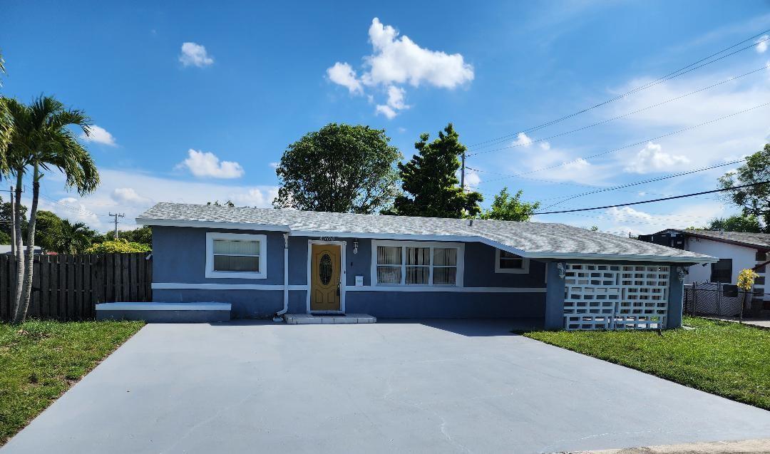 4900 NW 15th St