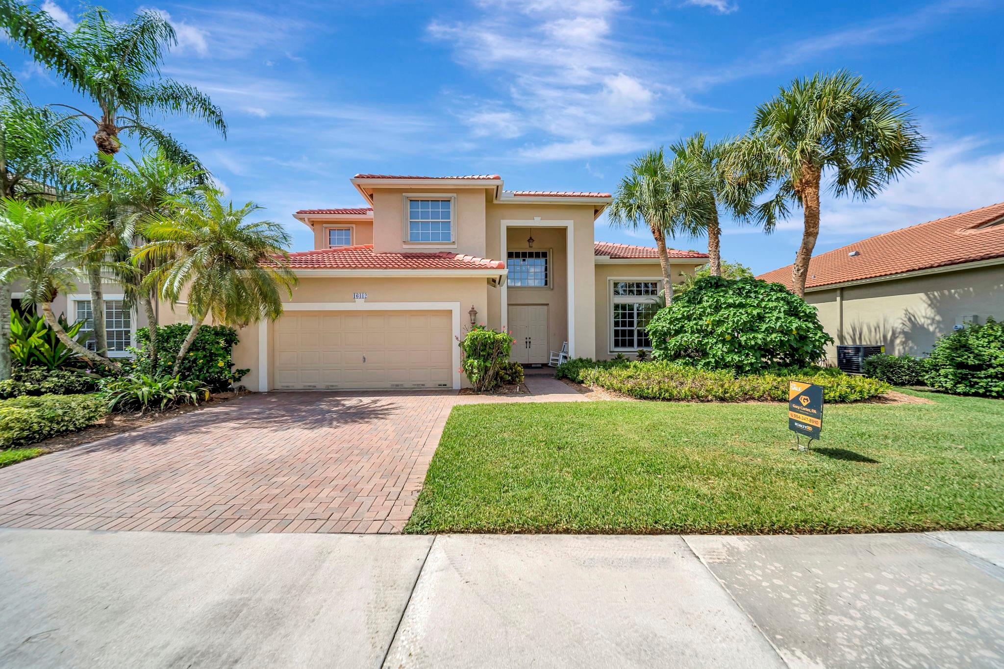 16412 Diamond Pl
