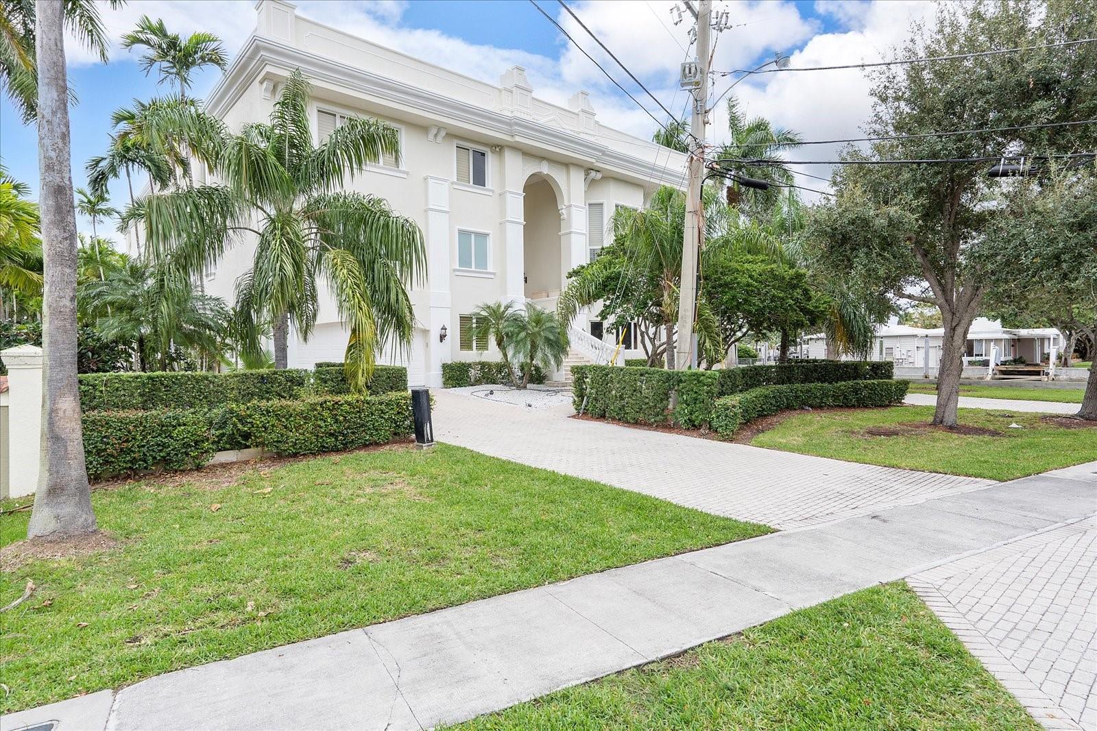 414 Riviera Isle Fort Lauderdale, FL 33301