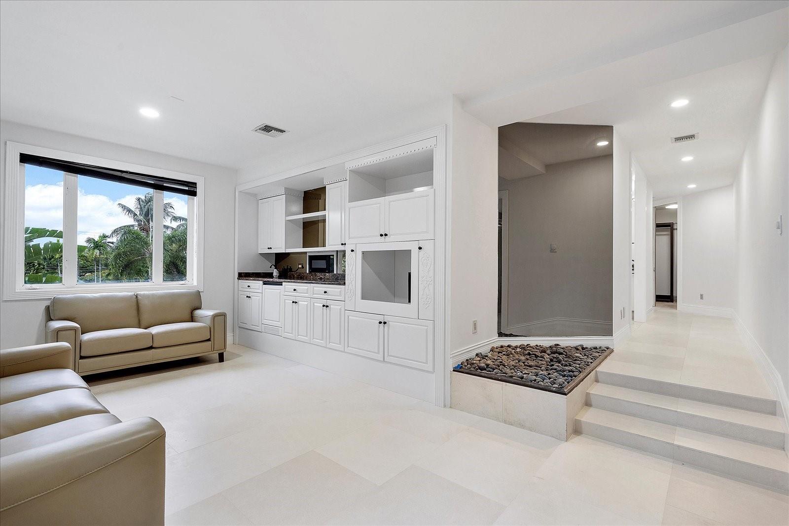 414 Riviera Isle Fort Lauderdale, FL 33301