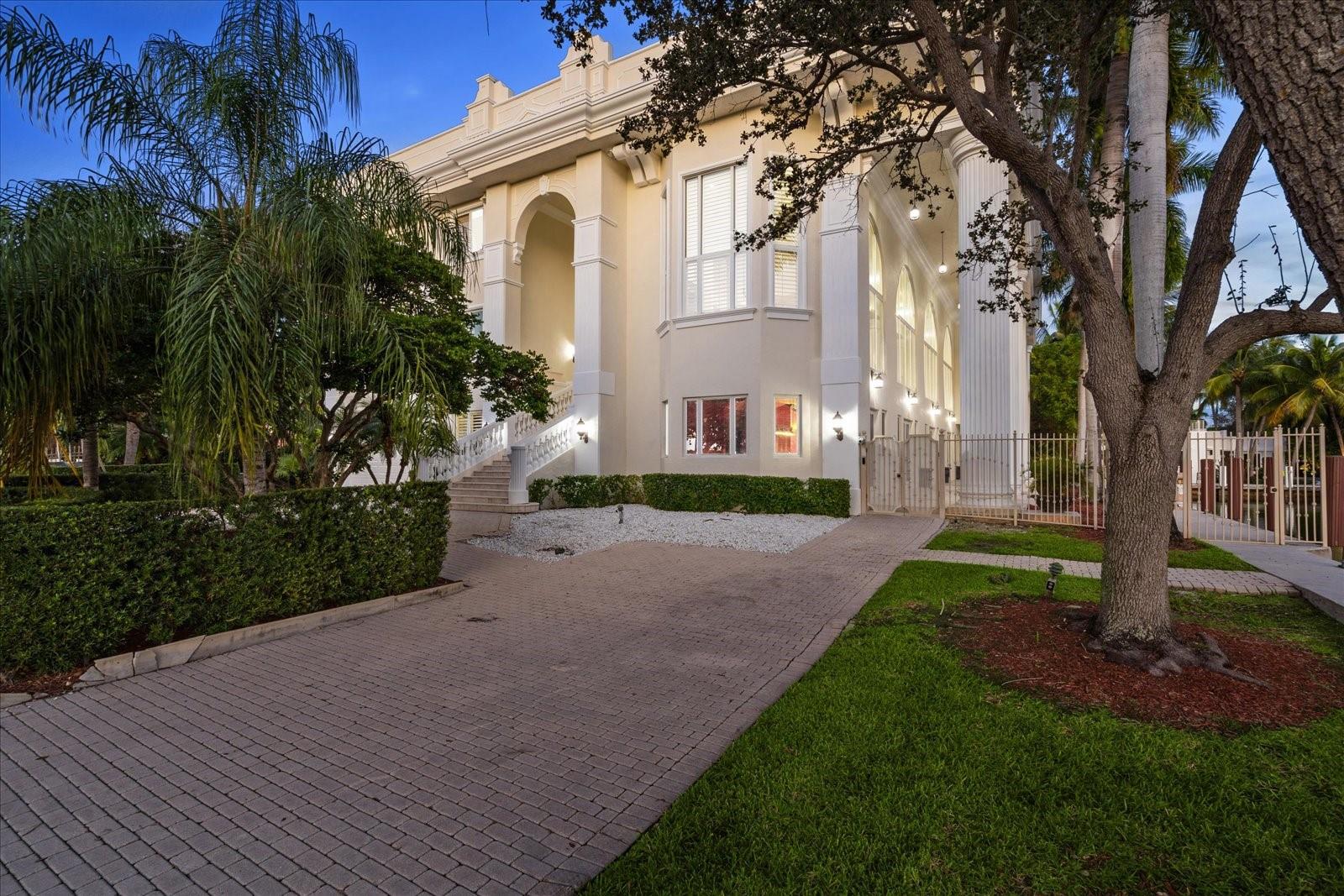 414 Riviera Isle Fort Lauderdale, FL 33301