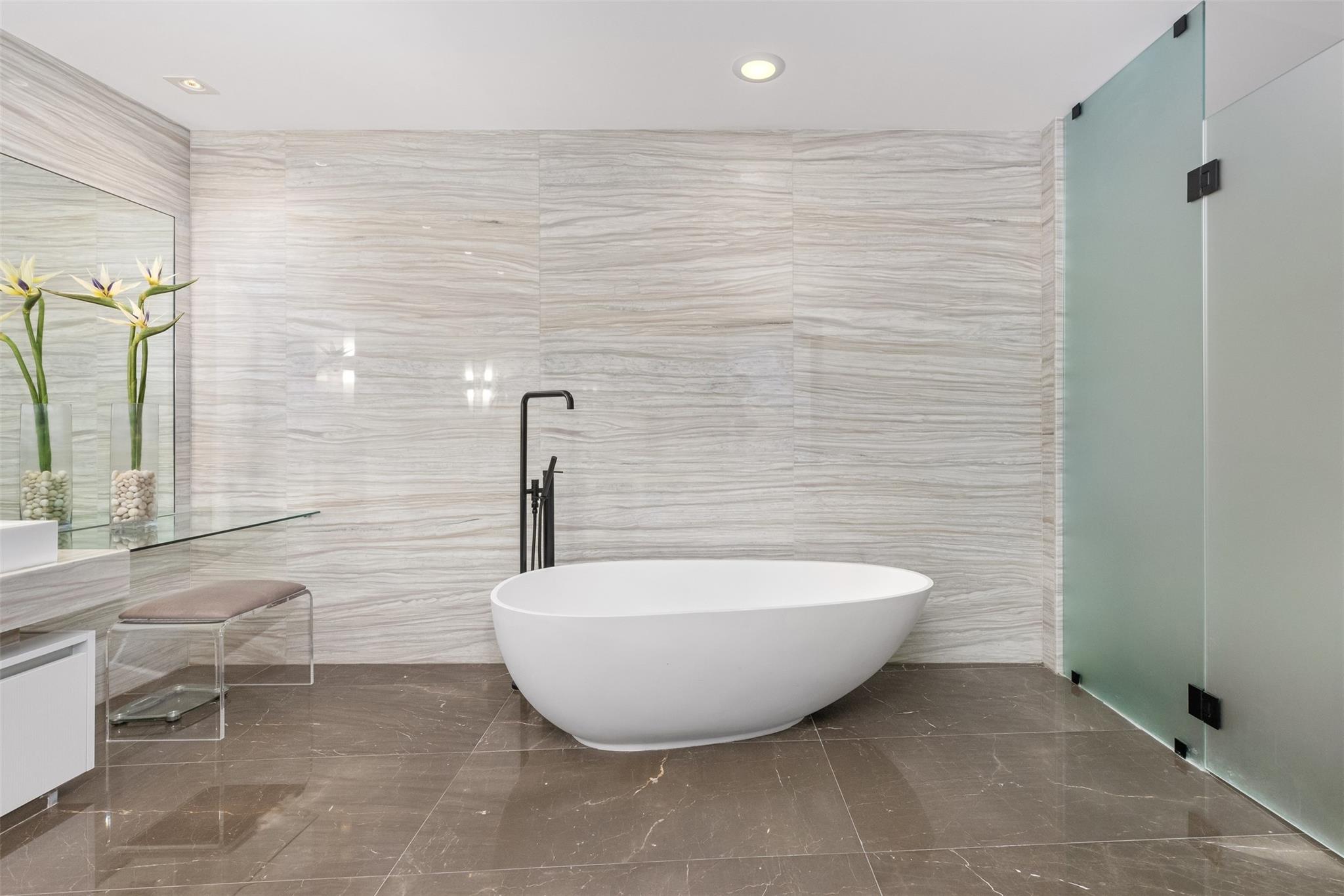 2200 N Ocean Blvd #S2004 Fort Lauderdale, FL 33305