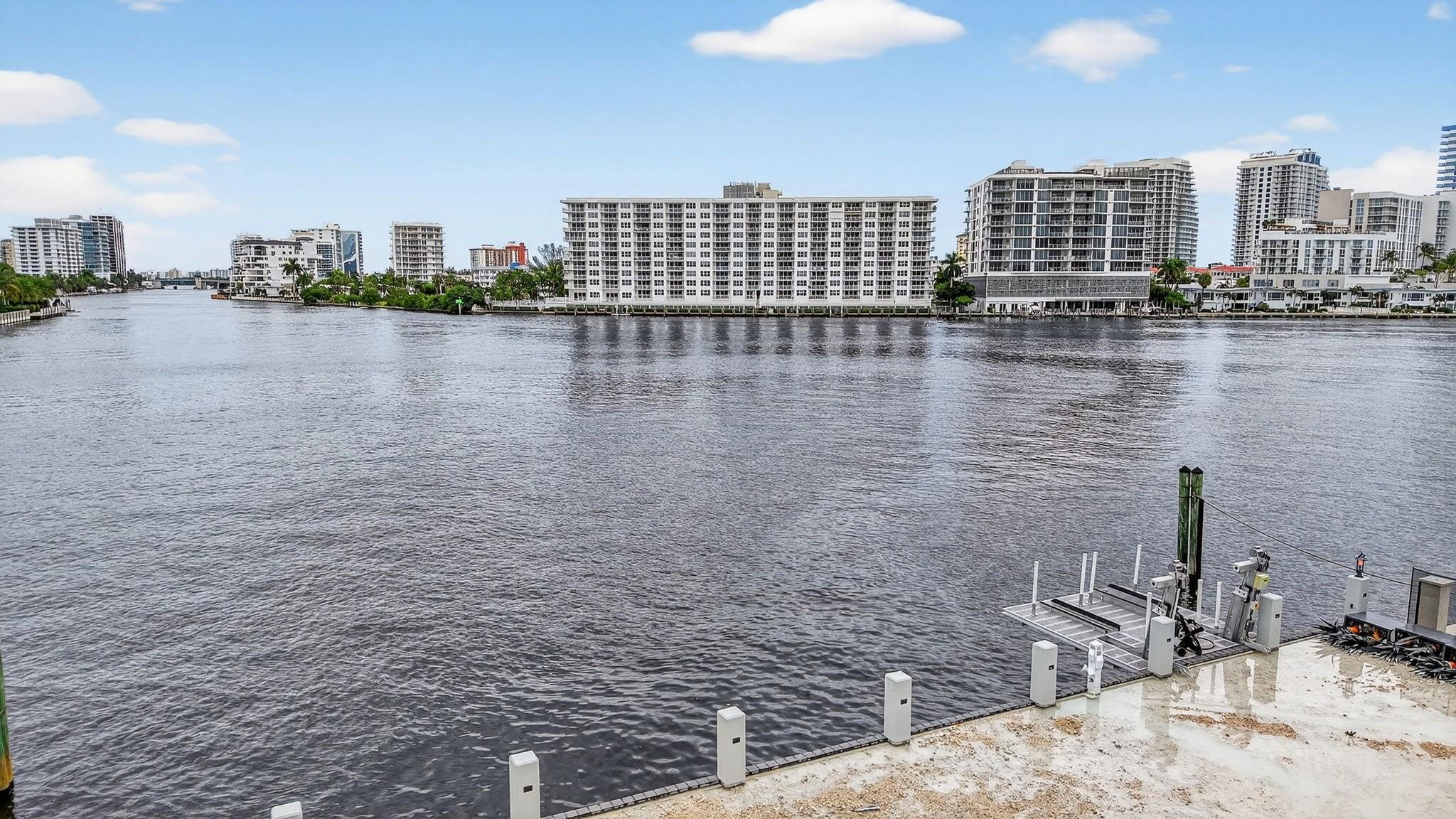 2533 Aqua Vis Blvd Fort Lauderdale, FL 33301 2533 Aqua Vis Blvd Fort Lauderdale, FL 33301