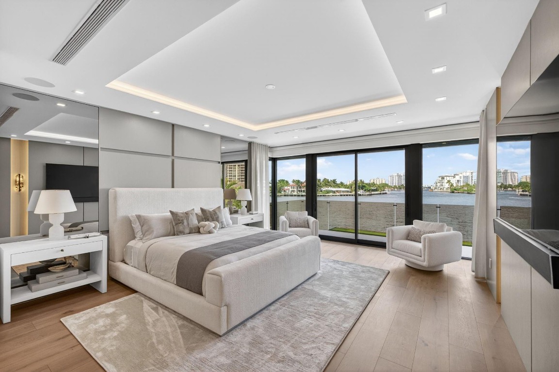 2533 Aqua Vis Fort Lauderdale, FL 33301