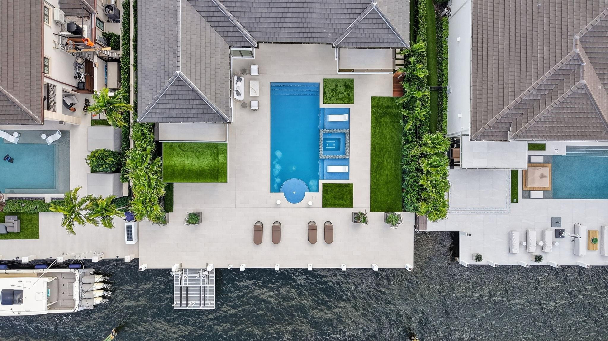 2533 Aqua Vis Fort Lauderdale, FL 33301