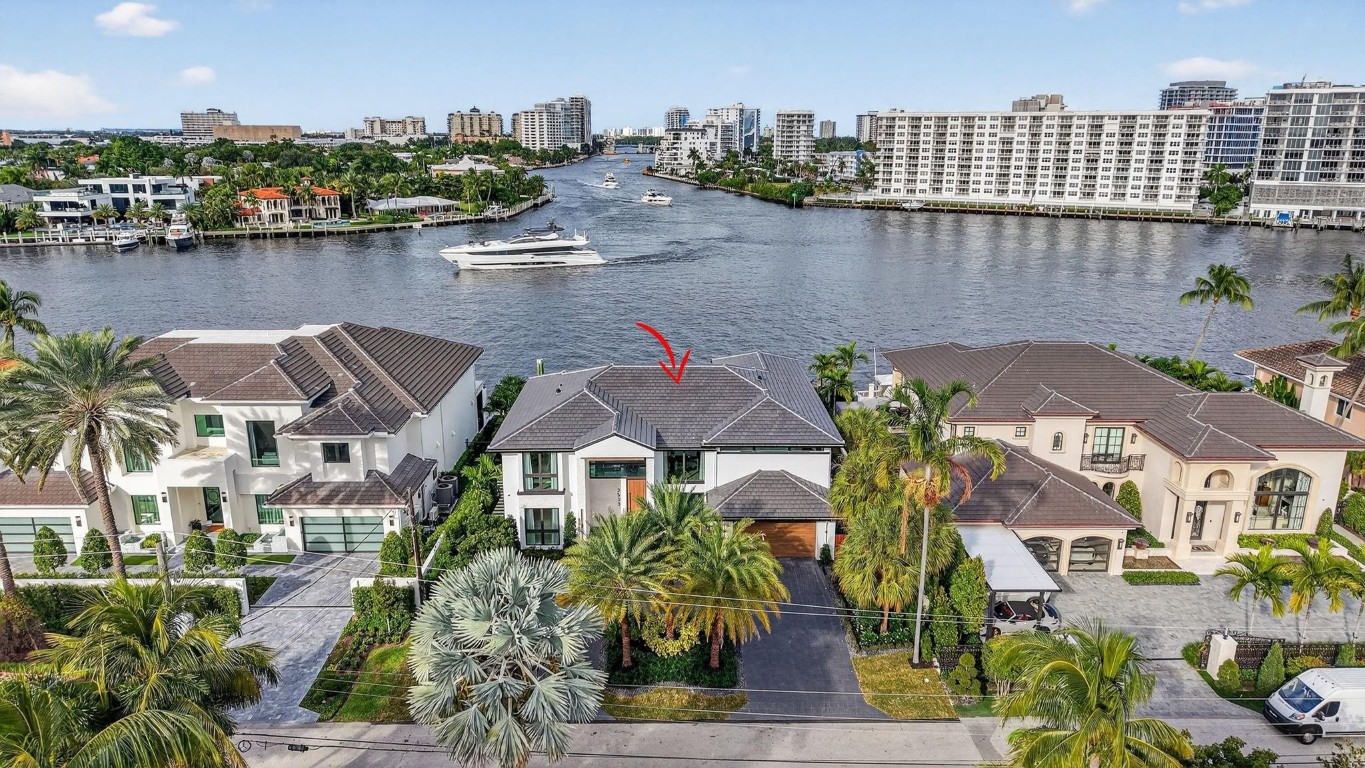 2533 Aqua Vis Fort Lauderdale, FL 33301