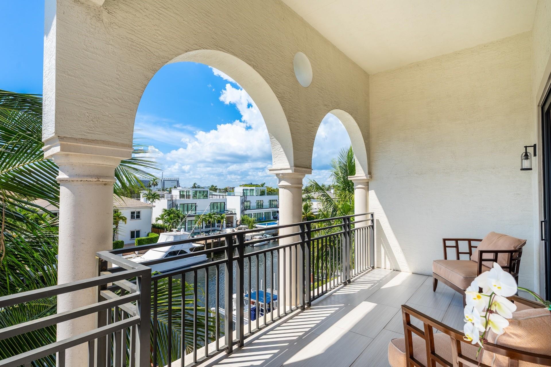 1532 SE 12th St #PH-1 Fort Lauderdale, FL 33316