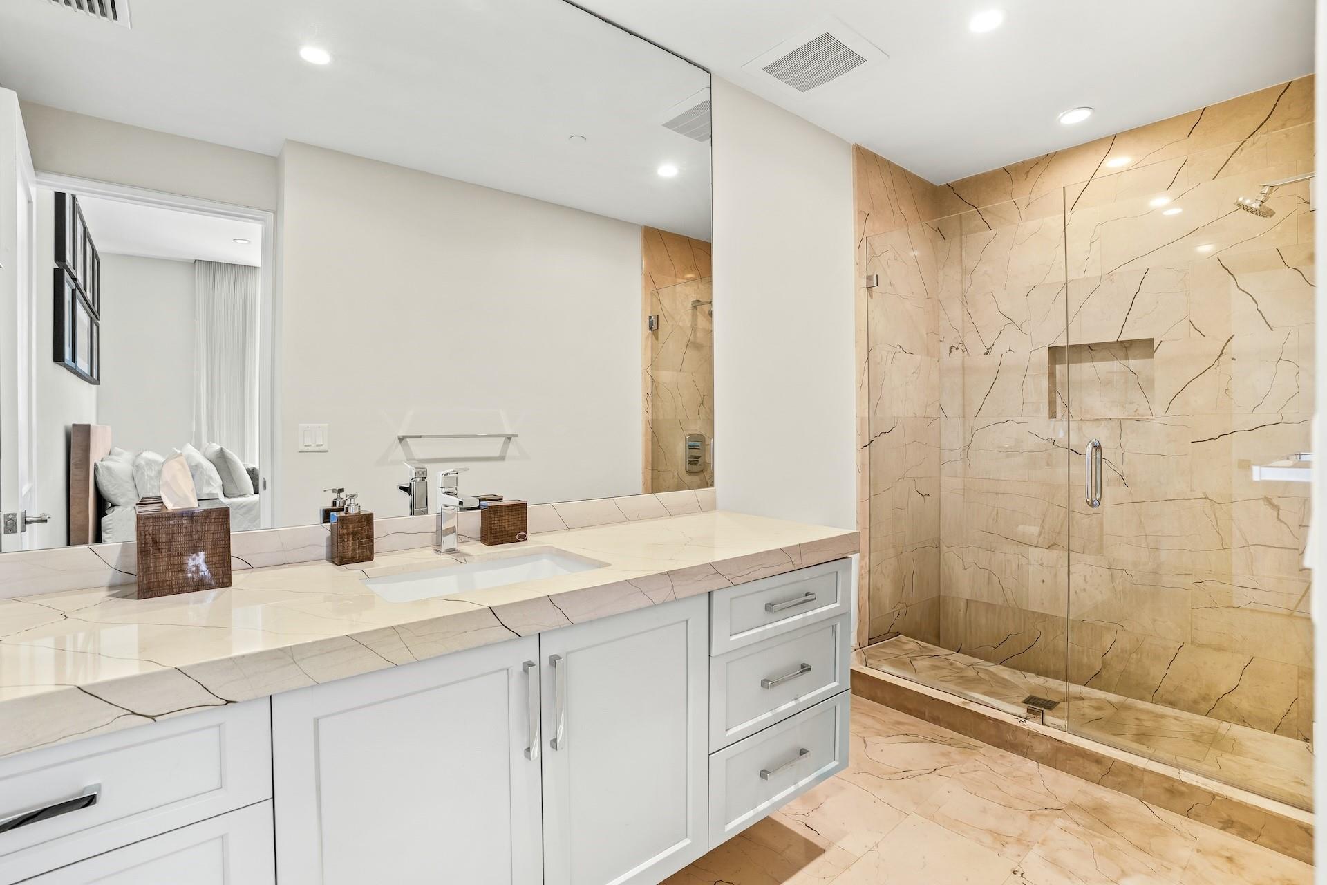 1532 SE 12th St #PH-1 Fort Lauderdale, FL 33316