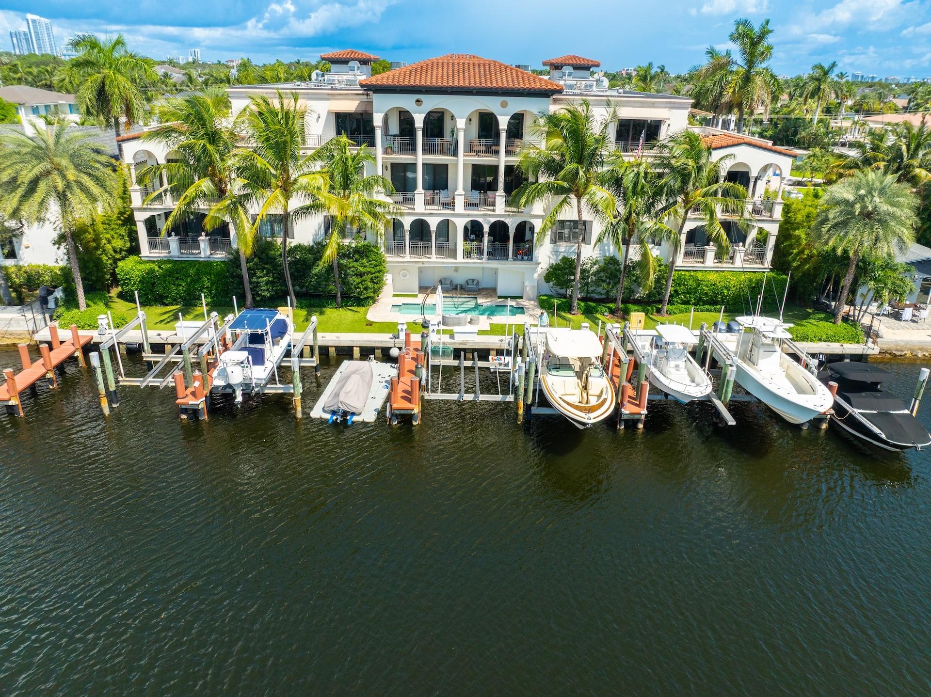 1532 SE 12th St #PH-1 Fort Lauderdale, FL 33316