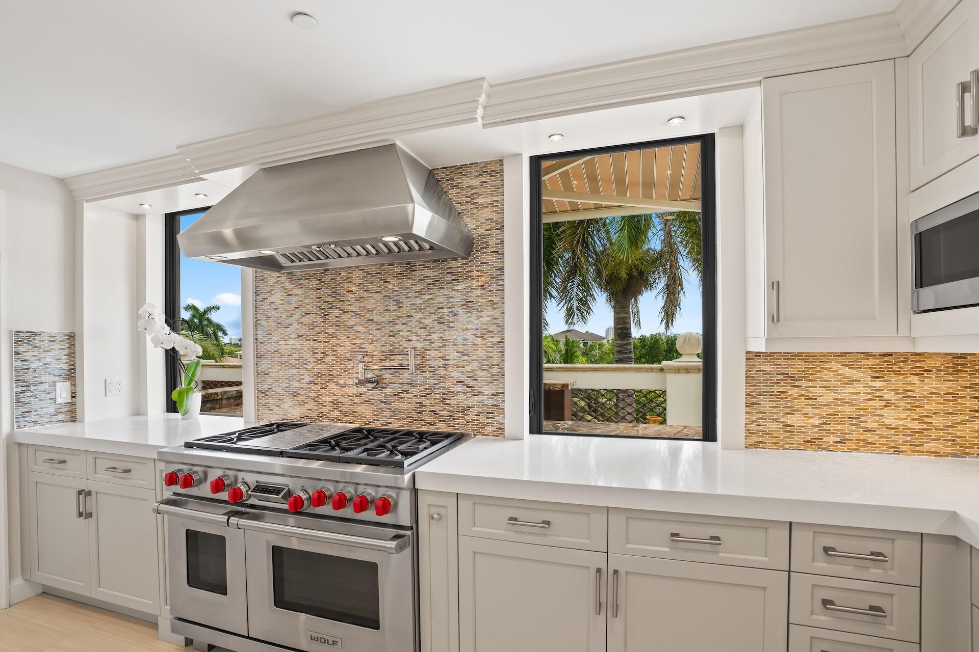 1532 SE 12th St #PH-1 Fort Lauderdale, FL 33316