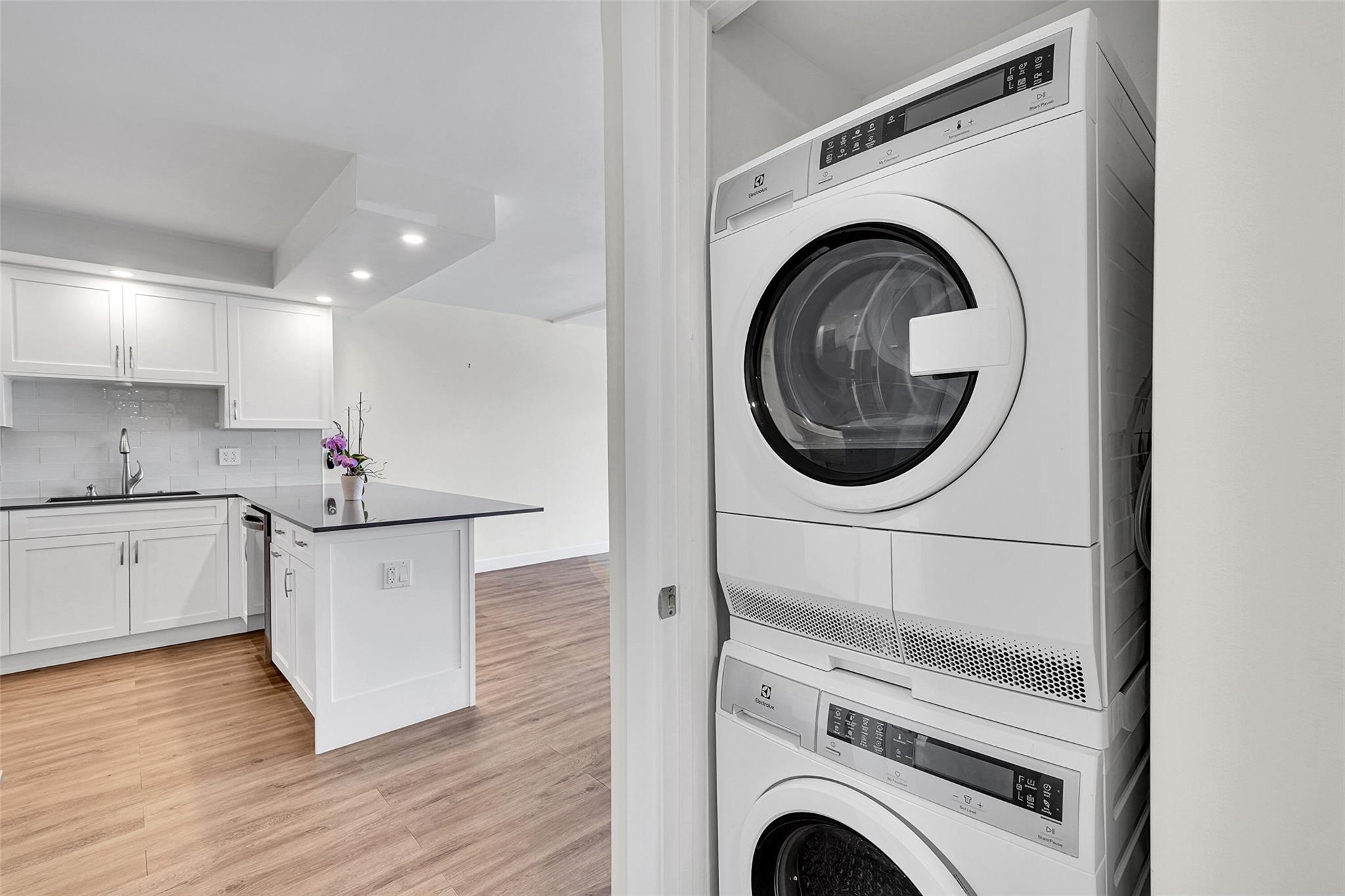 3121 NE 51st St #406E Fort Lauderdale, FL 33308