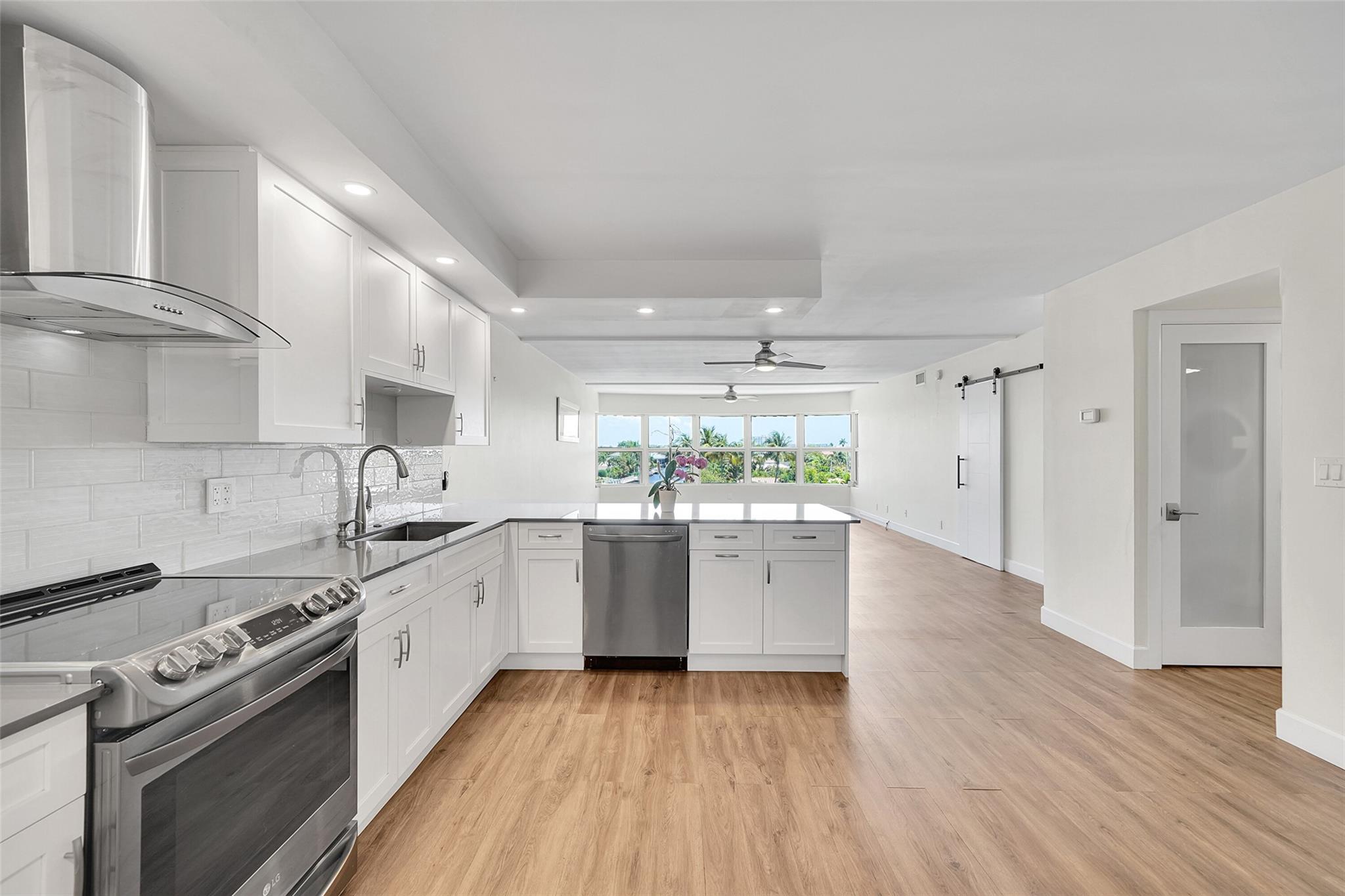 3121 NE 51st St #406E Fort Lauderdale, FL 33308