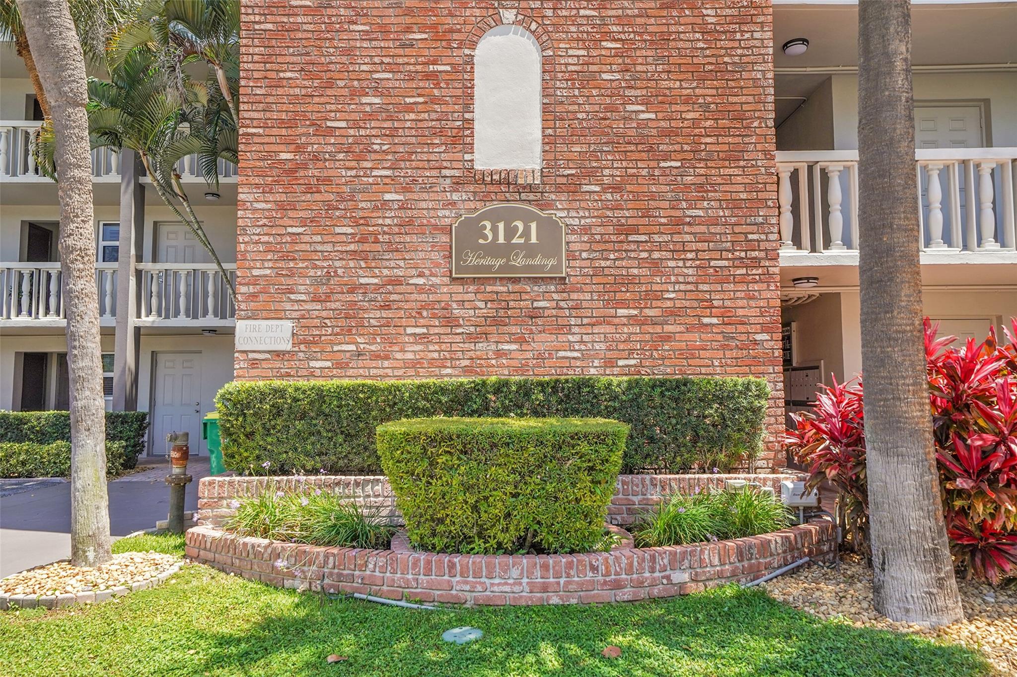 3121 NE 51st St #406E Fort Lauderdale, FL 33308