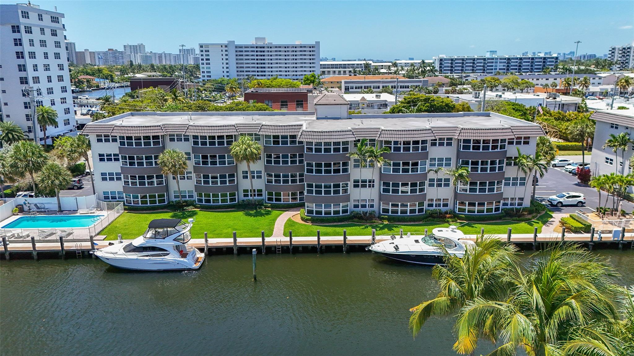 3121 NE 51st St #406E Fort Lauderdale, FL 33308