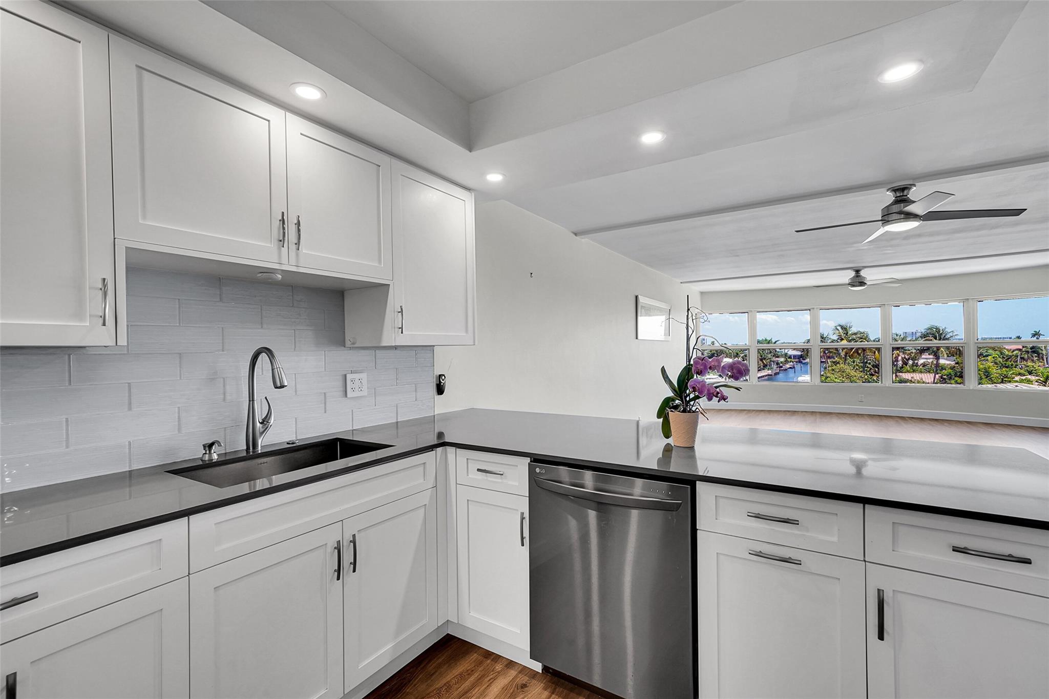 3121 NE 51st St #406E Fort Lauderdale, FL 33308