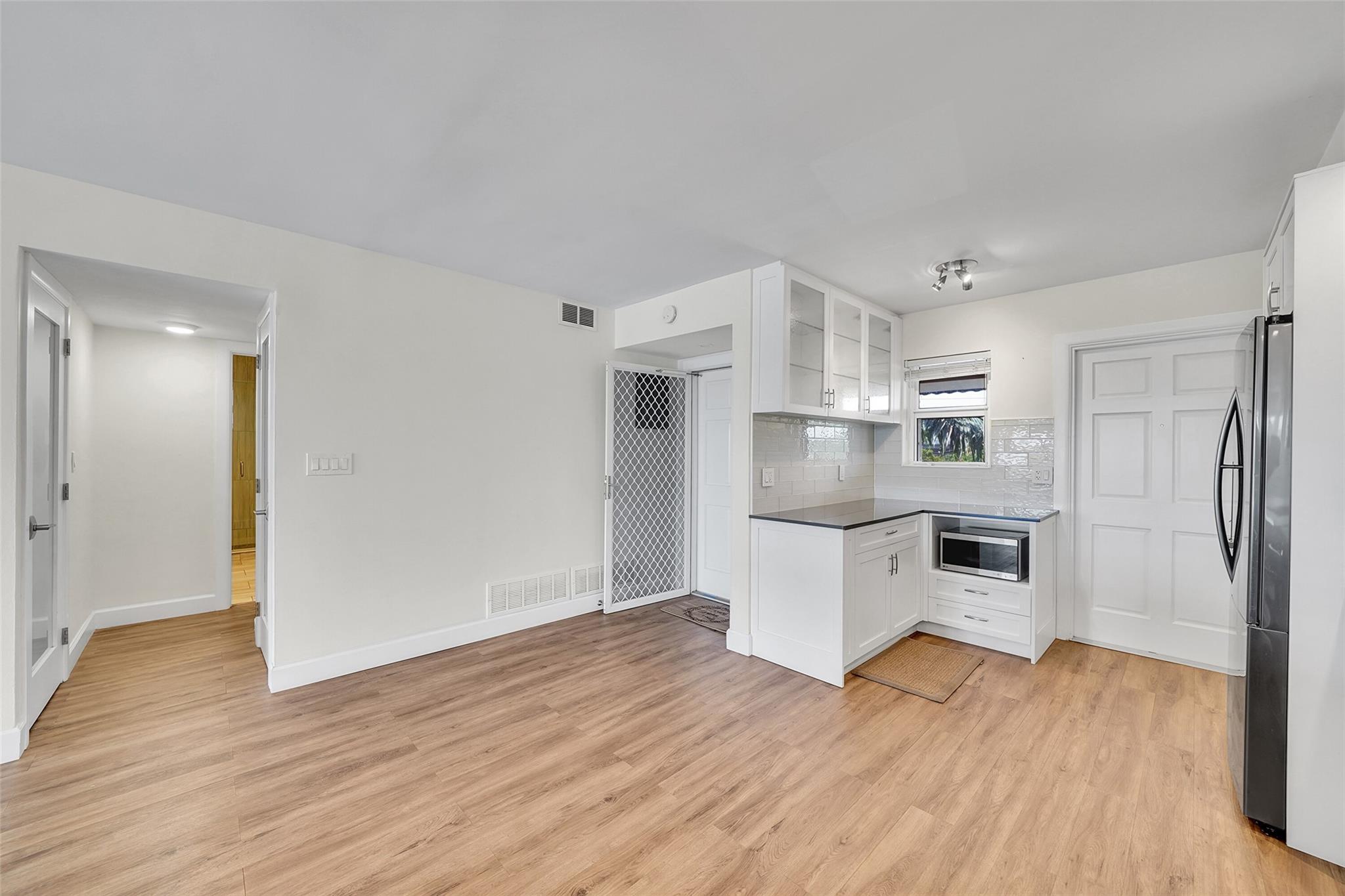 3121 NE 51st St #406E Fort Lauderdale, FL 33308