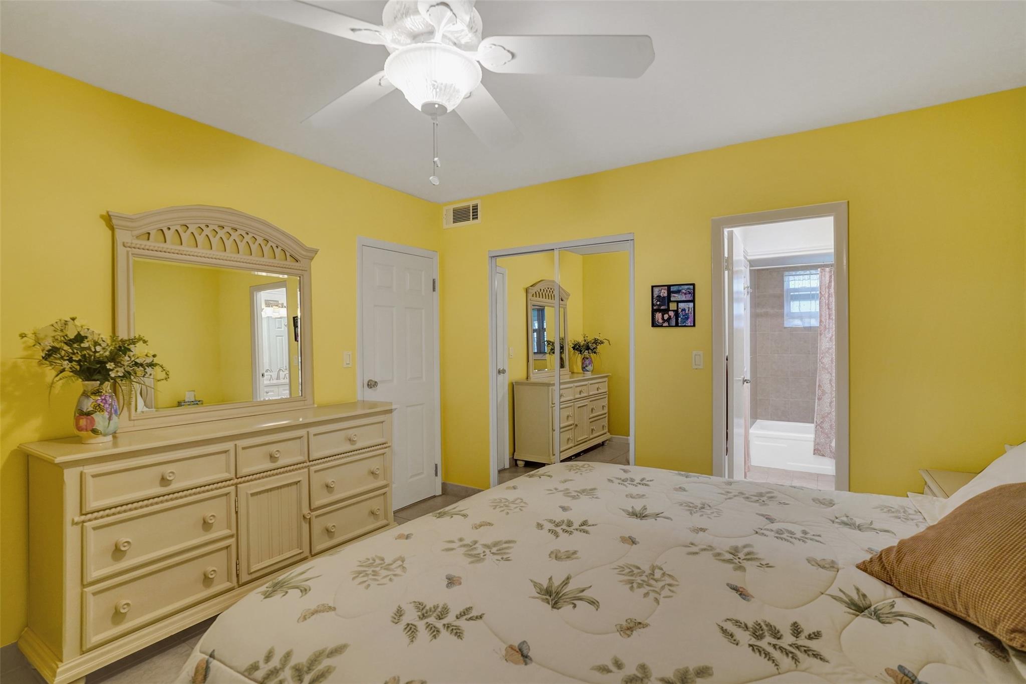 3405 NW 48th Ave #611 Lauderdale Lakes, FL 33319