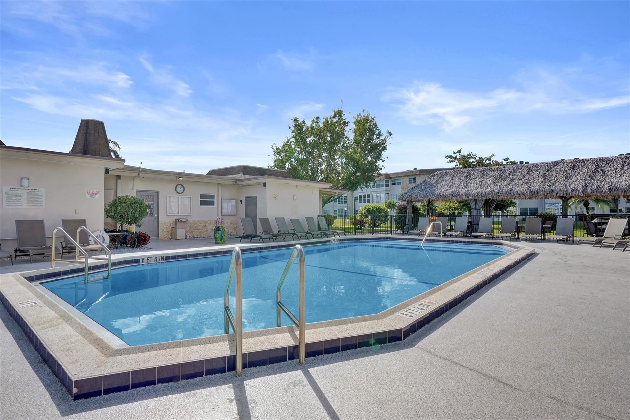 3405 NW 48th Ave #611 Lauderdale Lakes, FL 33319