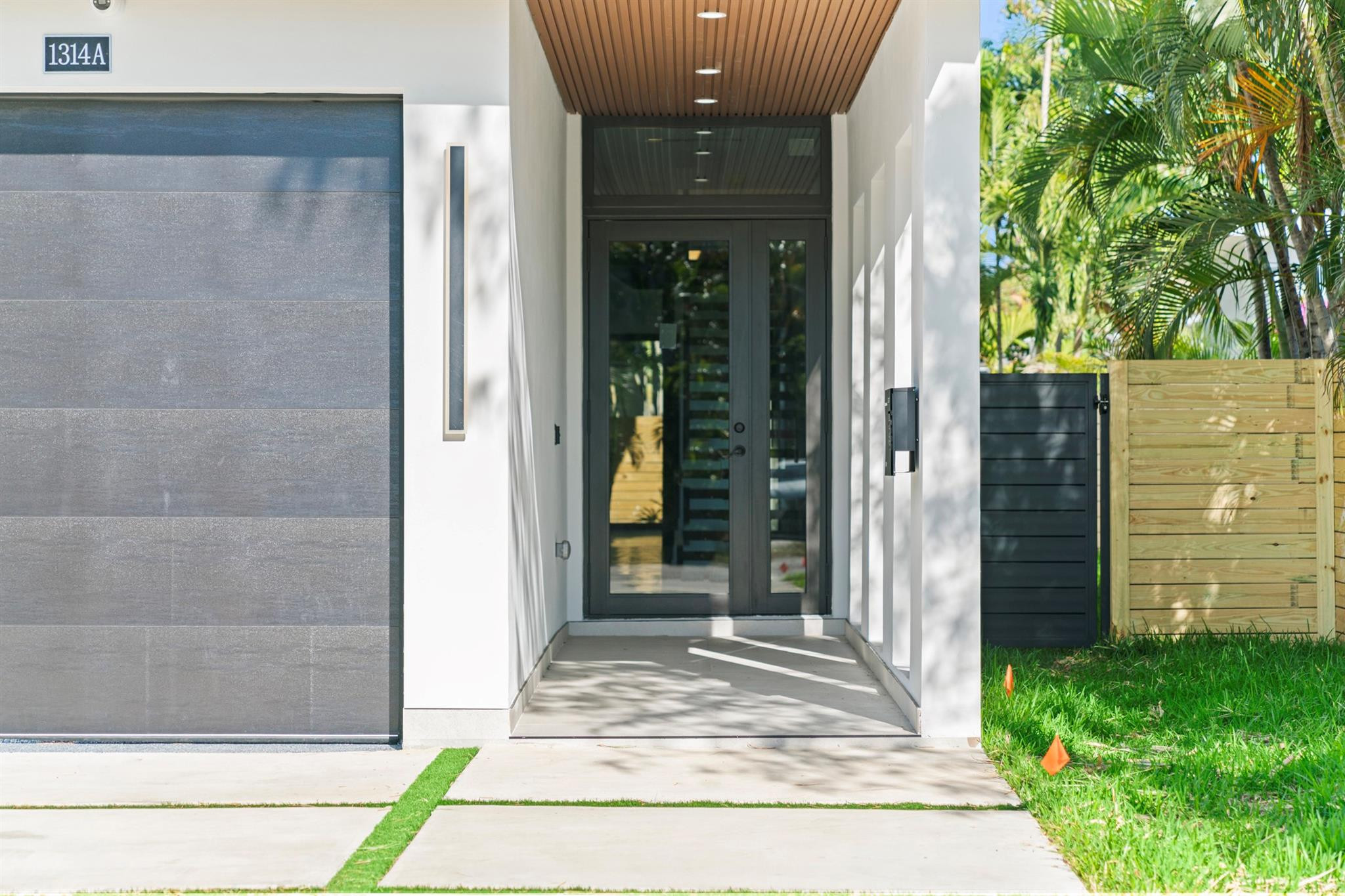 1314 NE 13th Fort Lauderdale, FL 33304