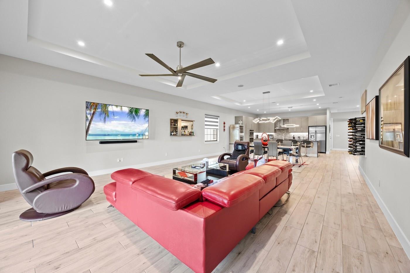 3069 Bellflower Cir West Palm Beach, FL 33401