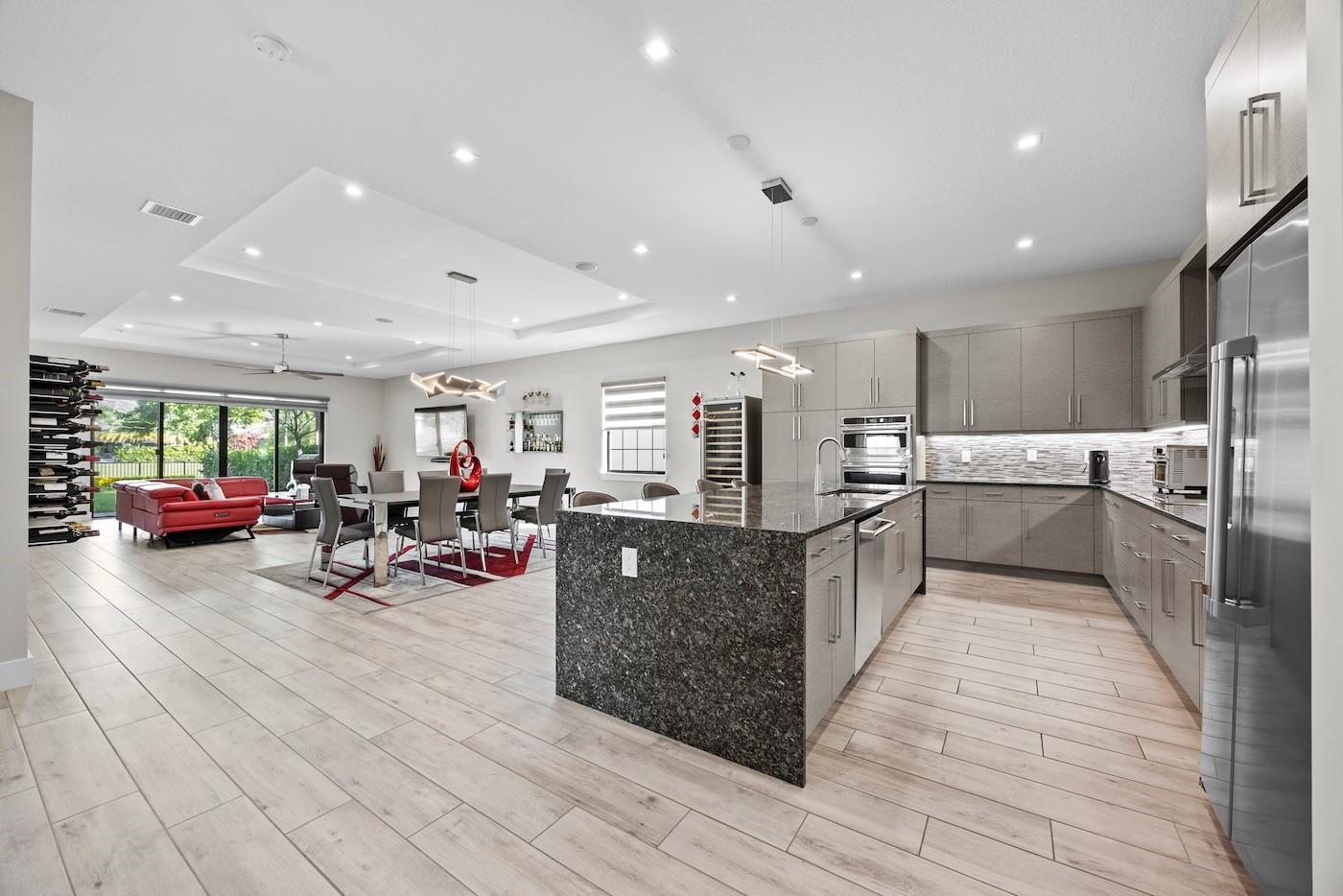 3069 Bellflower Cir West Palm Beach, FL 33401