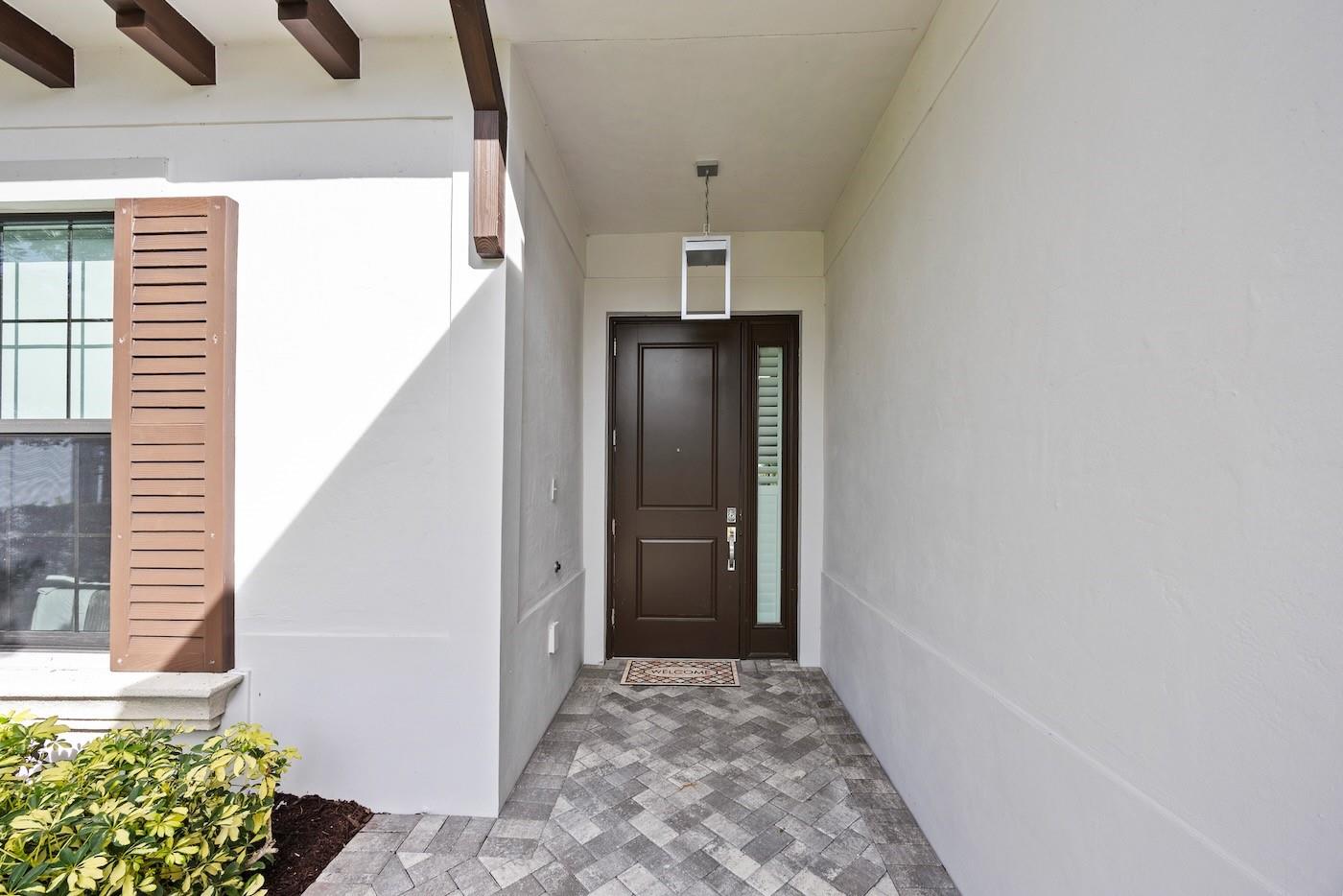 3069 Bellflower Cir West Palm Beach, FL 33401