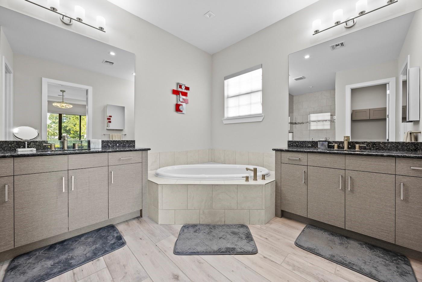 3069 Bellflower Cir West Palm Beach, FL 33401