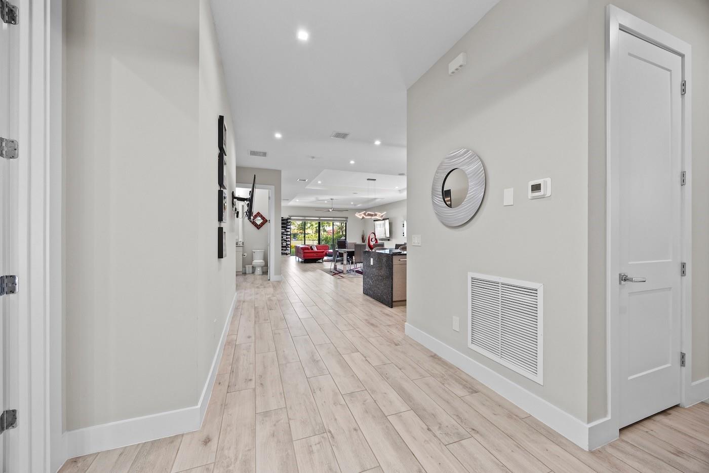 3069 Bellflower Cir West Palm Beach, FL 33401