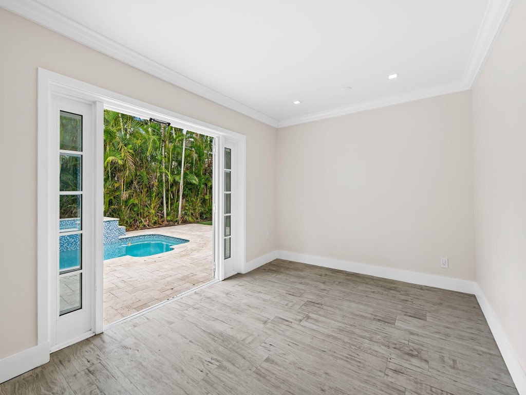 714 NE 16th Fort Lauderdale, FL 33304