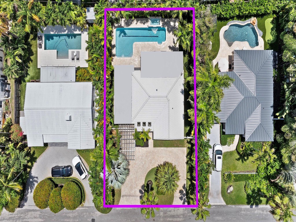 714 NE 16th Fort Lauderdale, FL 33304