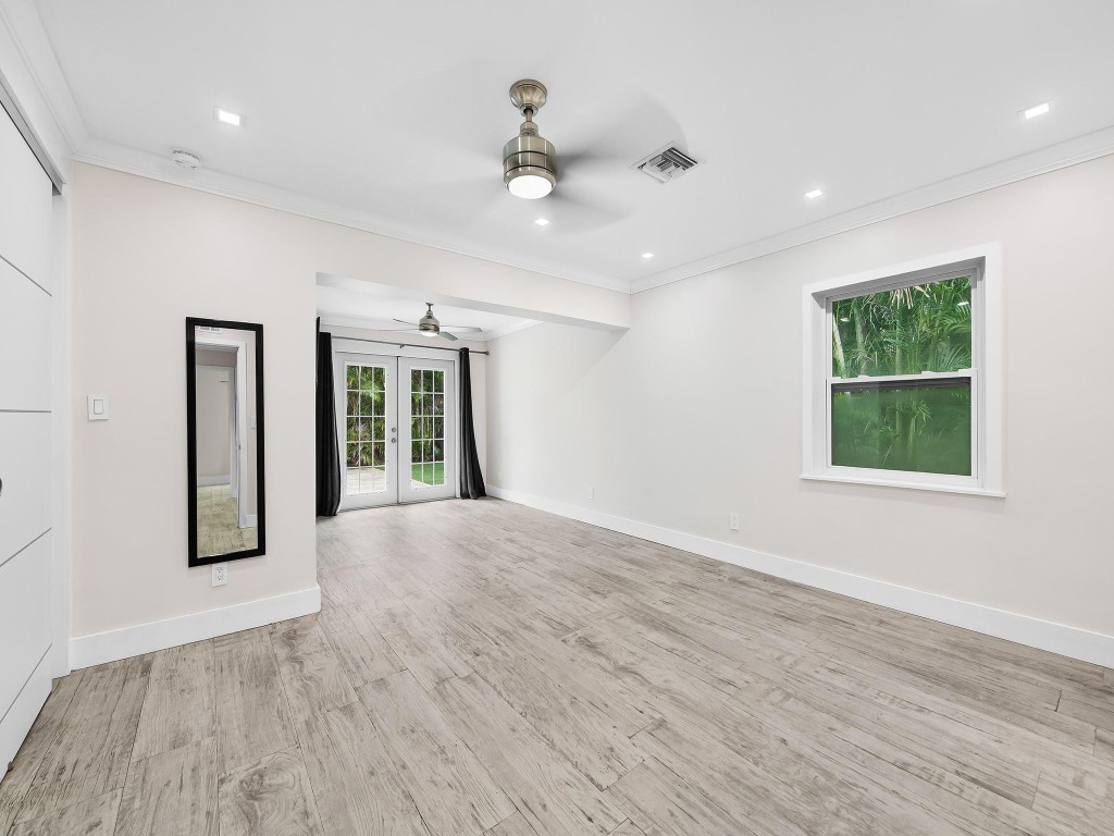 714 NE 16th Fort Lauderdale, FL 33304