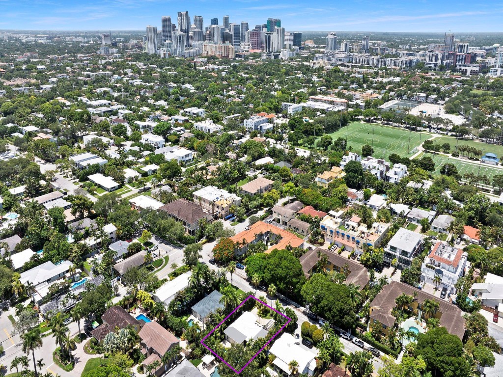 714 NE 16th Fort Lauderdale, FL 33304