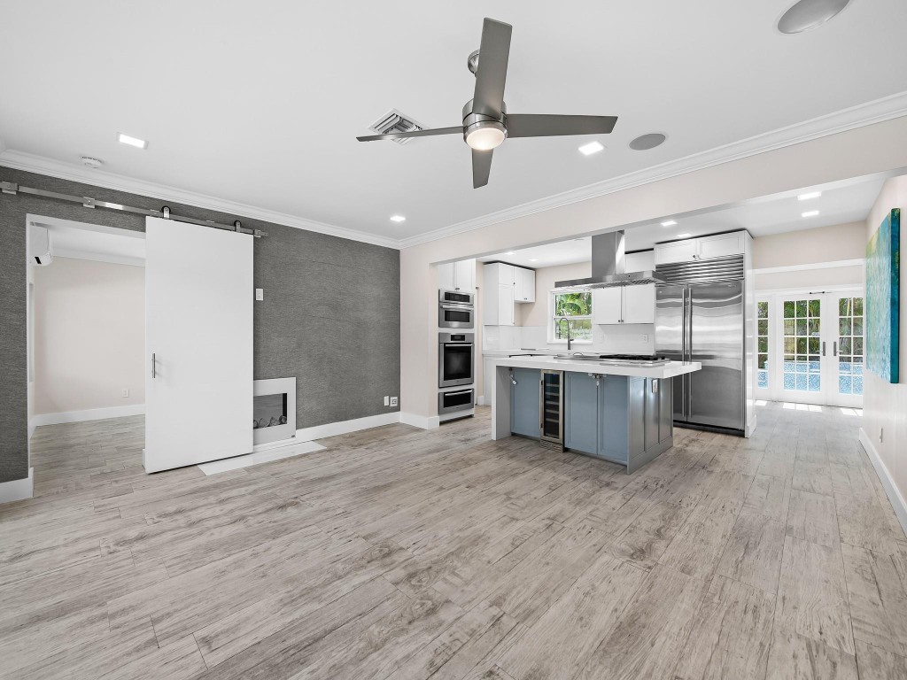 714 NE 16th Fort Lauderdale, FL 33304