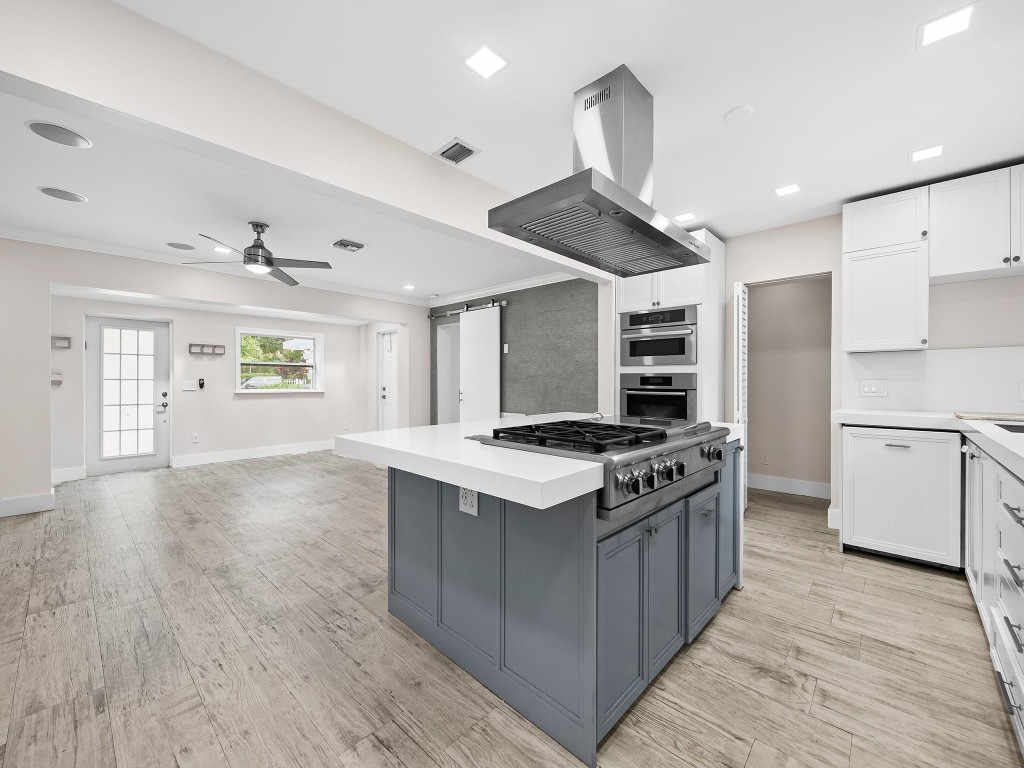 714 NE 16th Fort Lauderdale, FL 33304