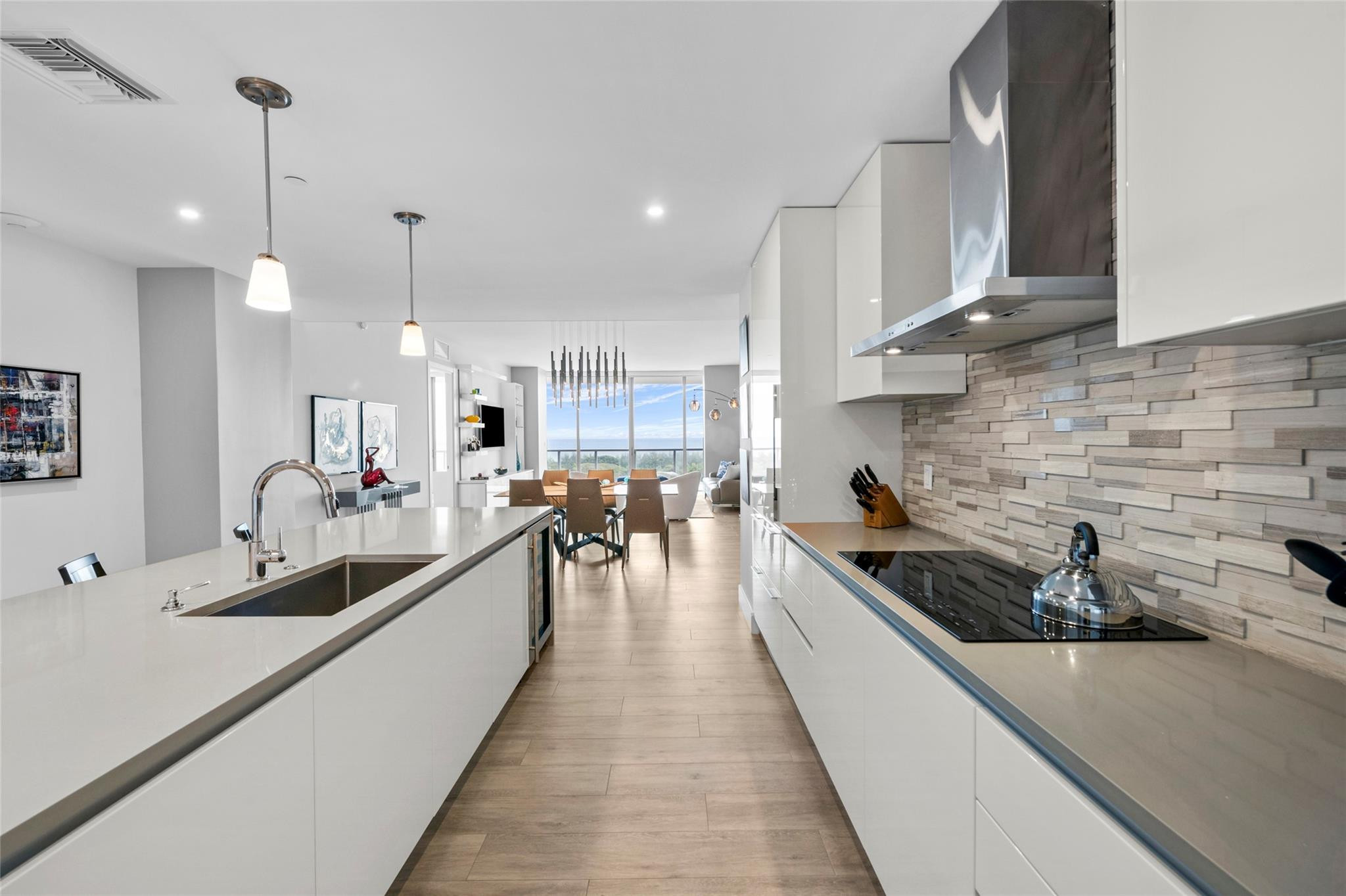 920 Intracoastal #1402 Fort Lauderdale, FL 33304