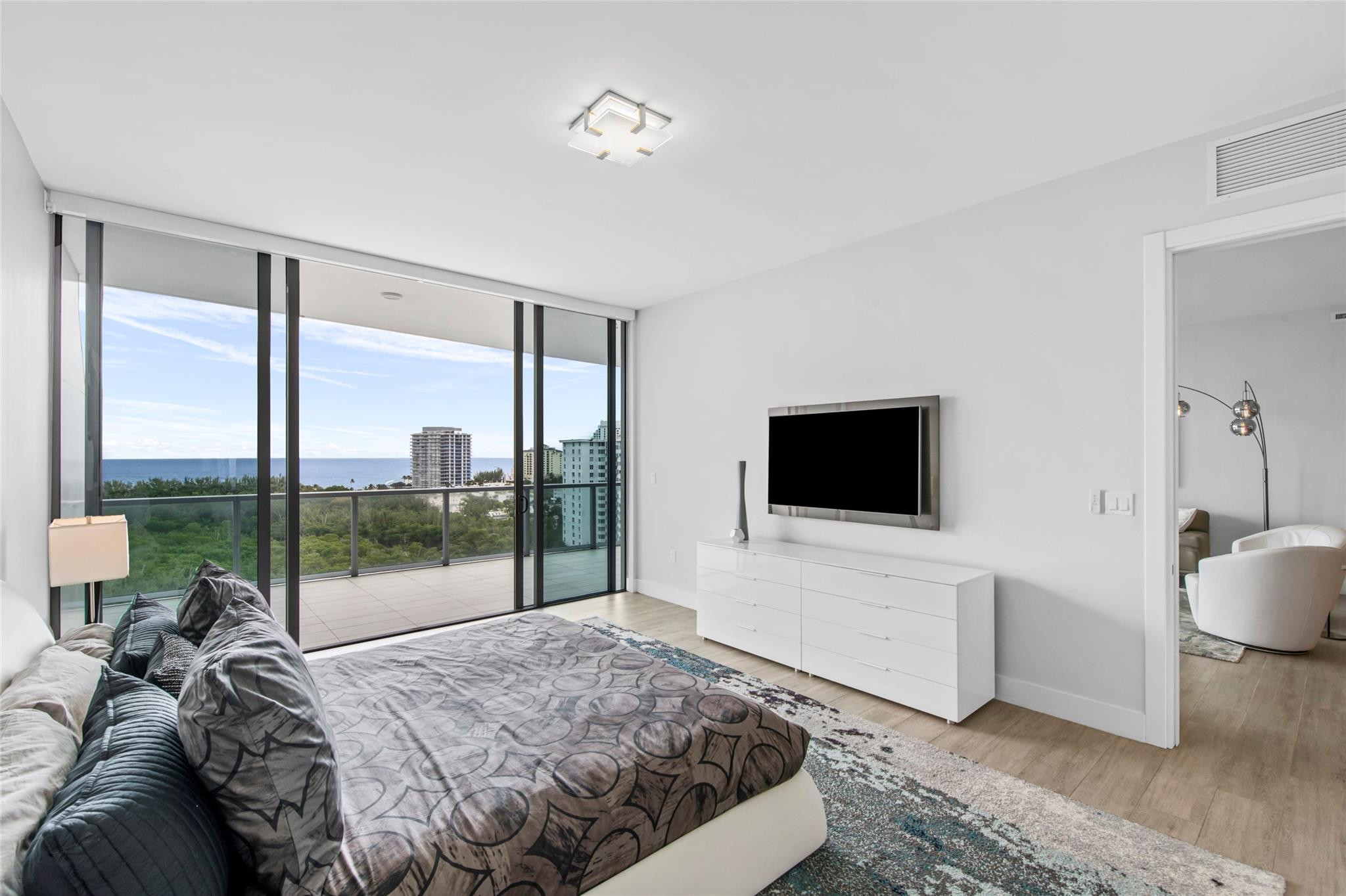 920 Intracoastal #1402 Fort Lauderdale, FL 33304