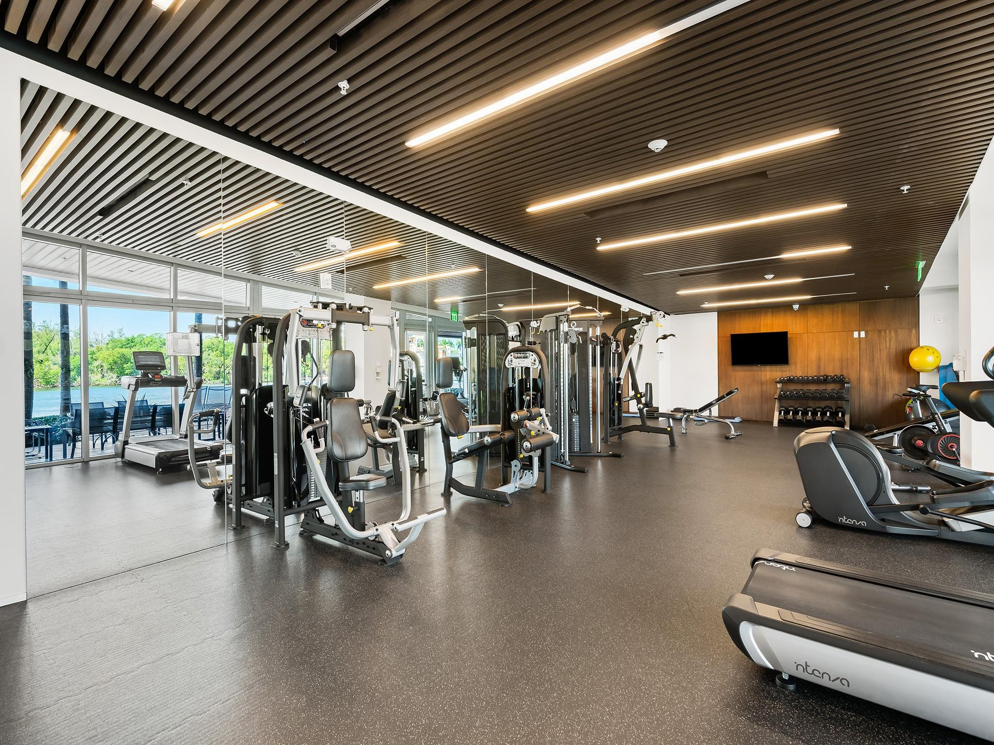 920 Intracoastal #1402 Fort Lauderdale, FL 33304