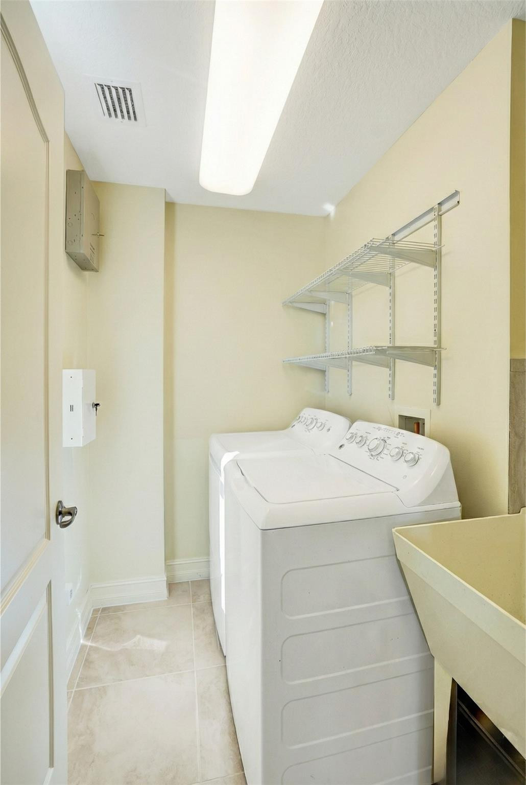 1395 S Ocean #402 Pompano Beach, FL 33062