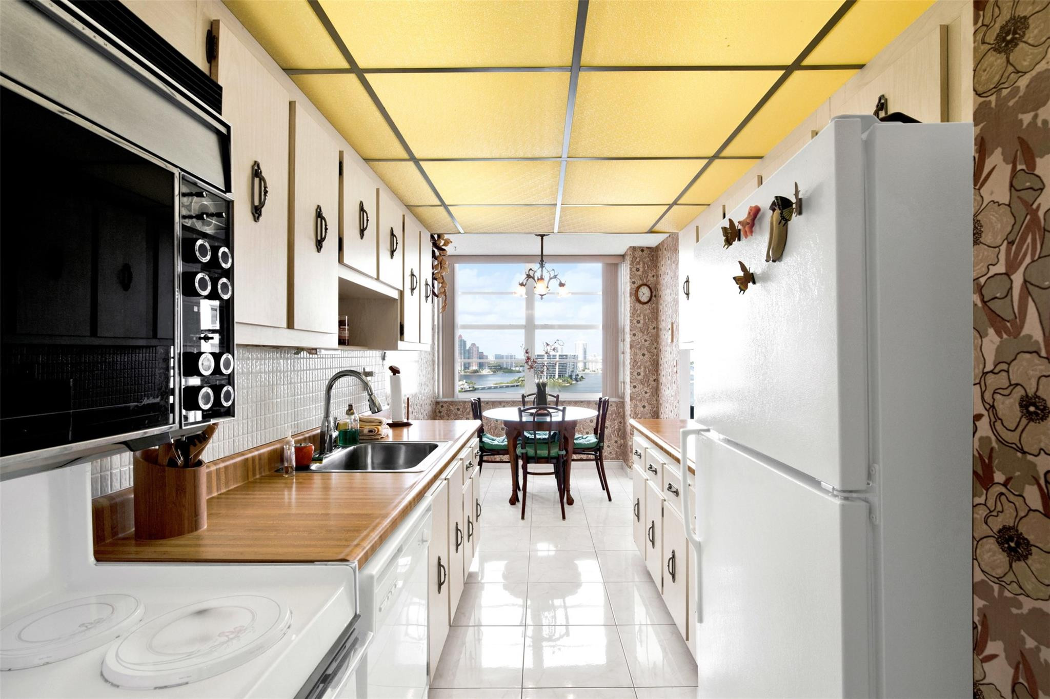 image Winston Towers 50018