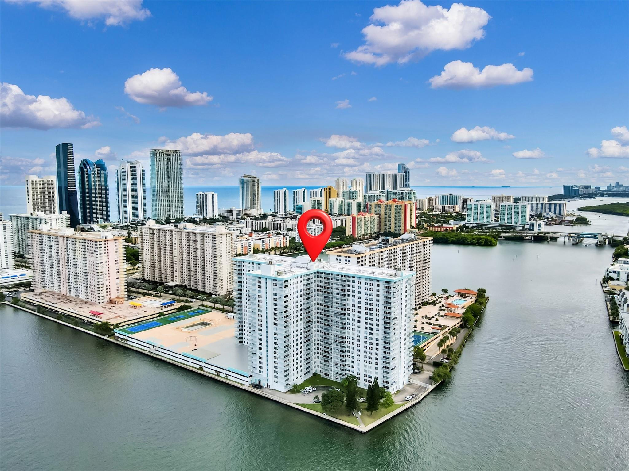 image Winston Towers 5002