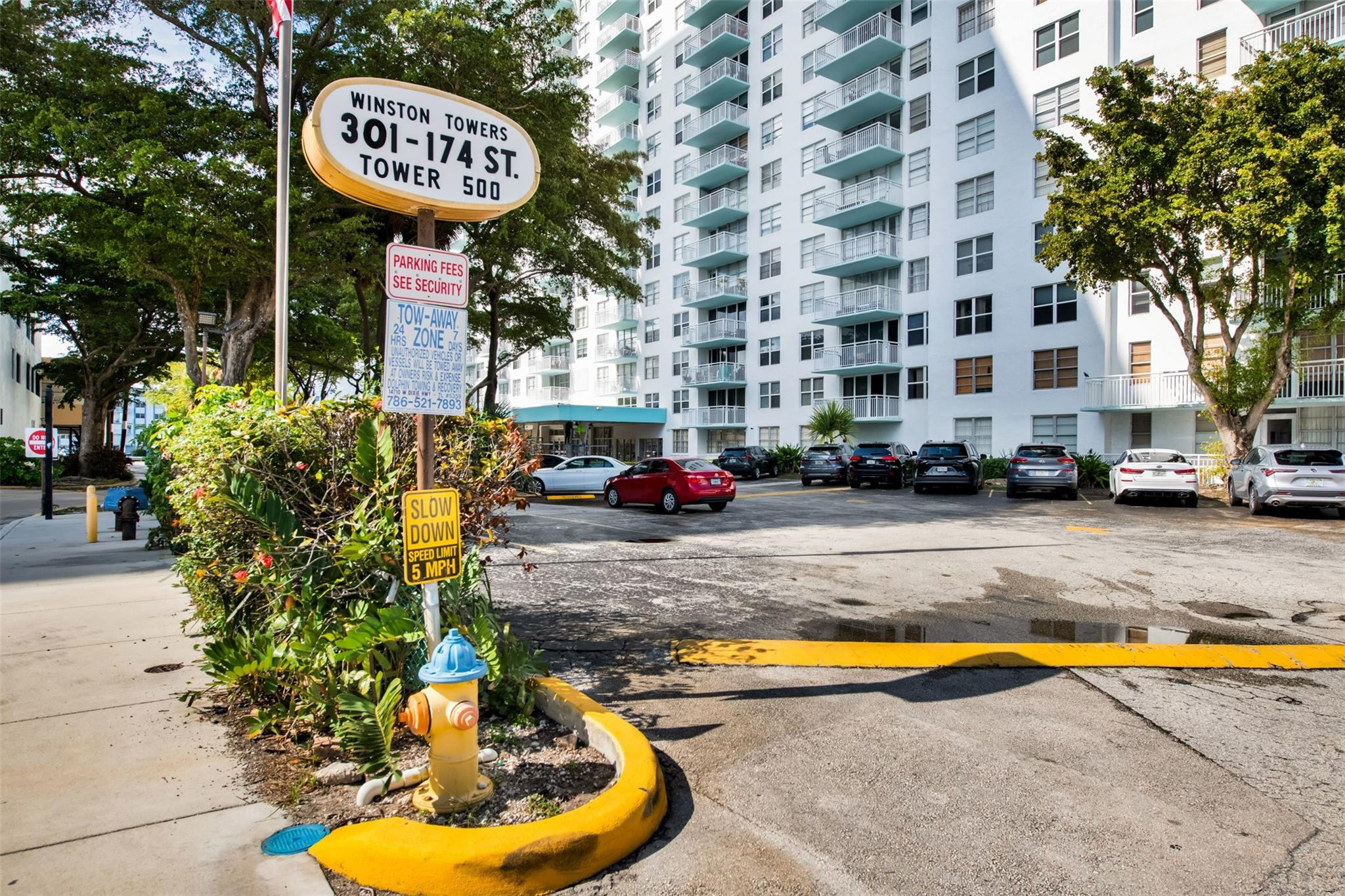 image Winston Towers 50033