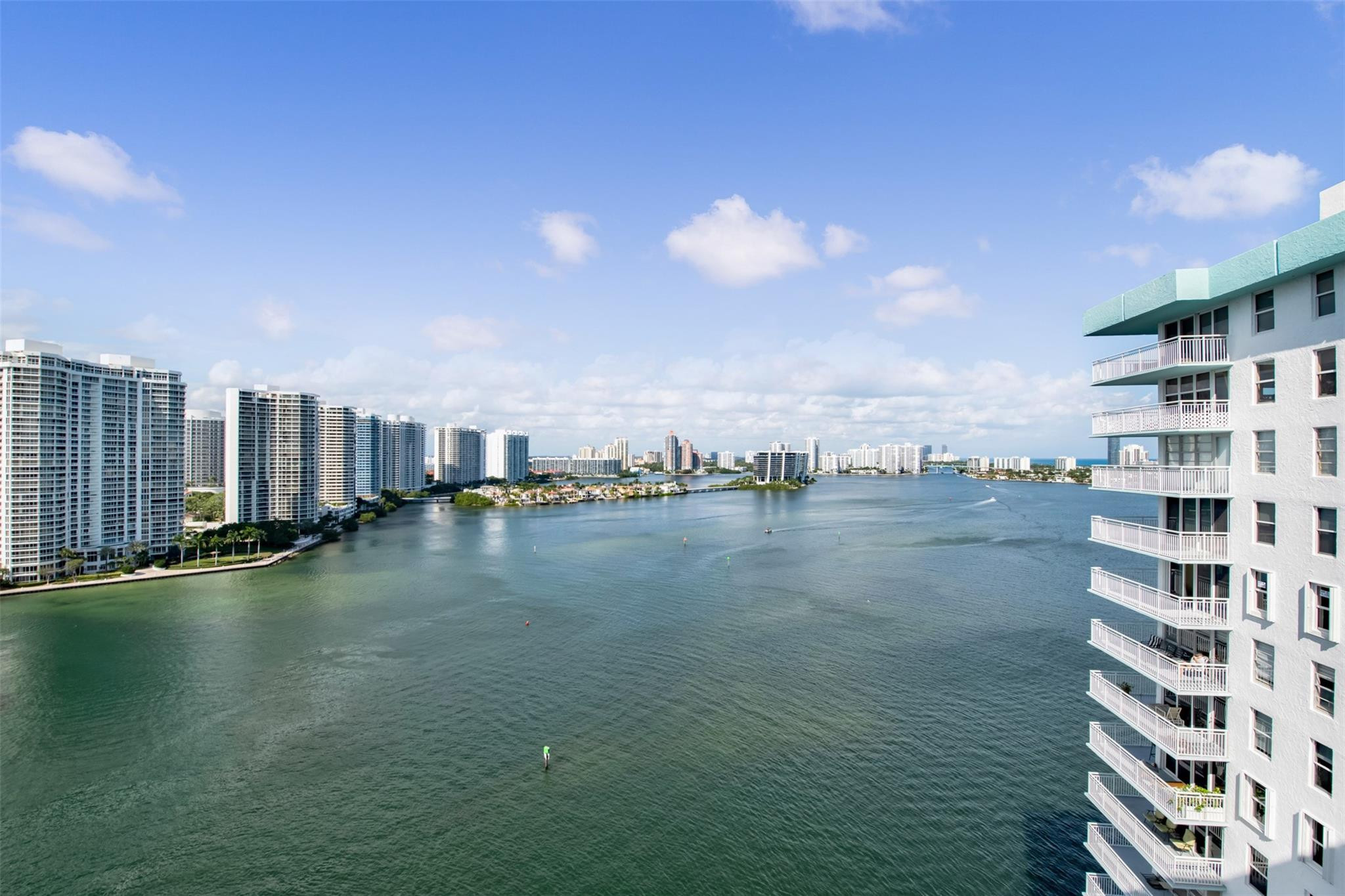 image Winston Towers 5005