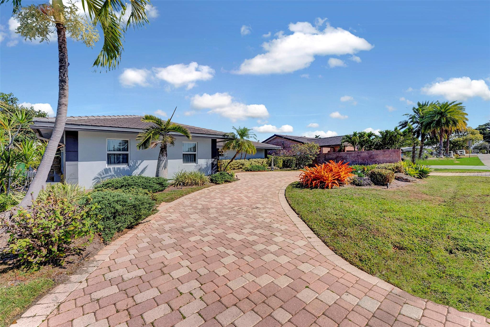 2821 NE 59th Fort Lauderdale, FL 33308