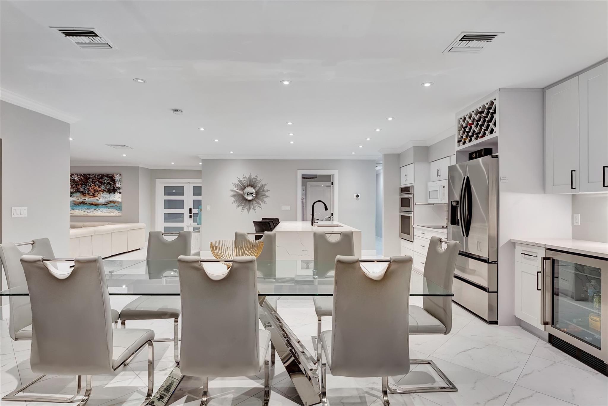 2821 NE 59th Fort Lauderdale, FL 33308