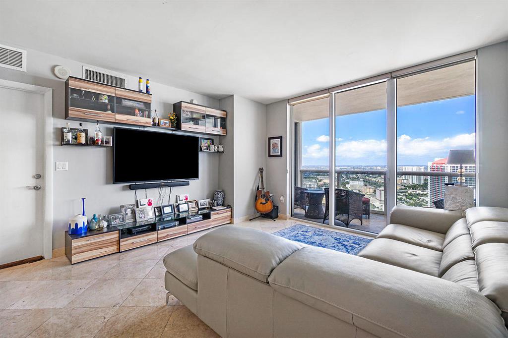 1850 S Ocean Dr #3408,Hallandale Beach, FL 33009