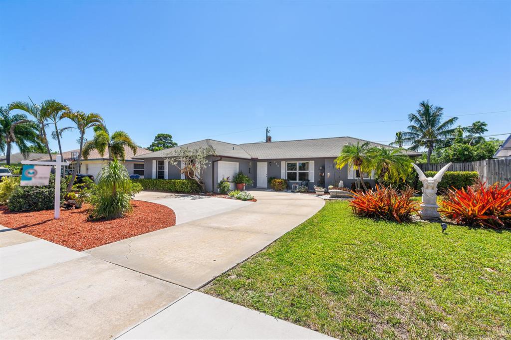 735 Palama Way