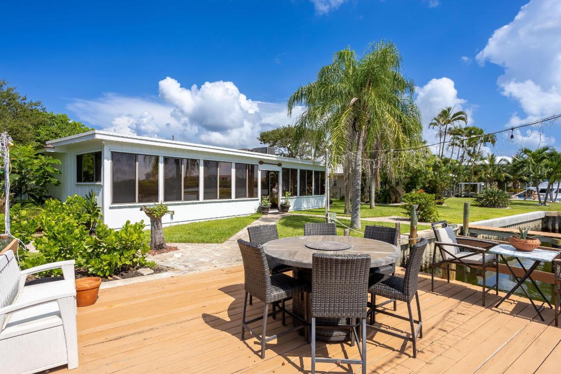 207 Body Ct Jupiter, FL 33477